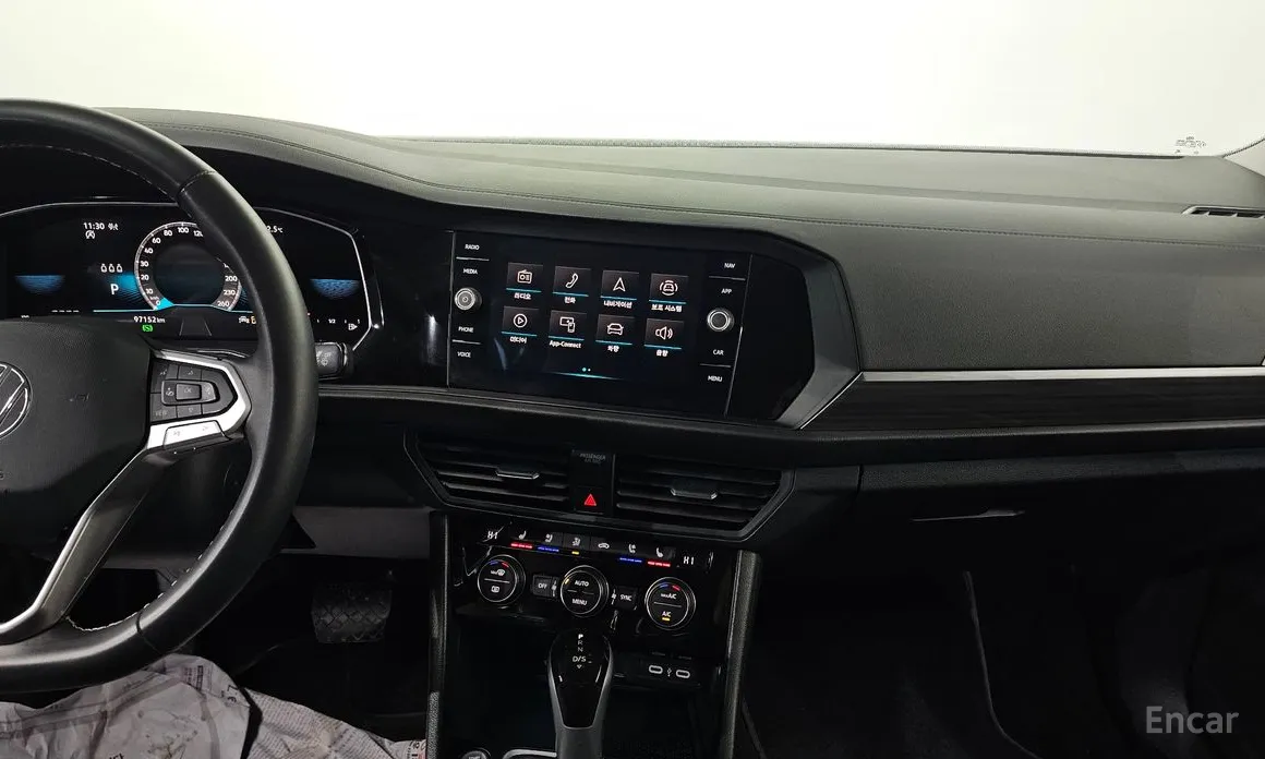 Фото 17 - Volkswagen Jetta