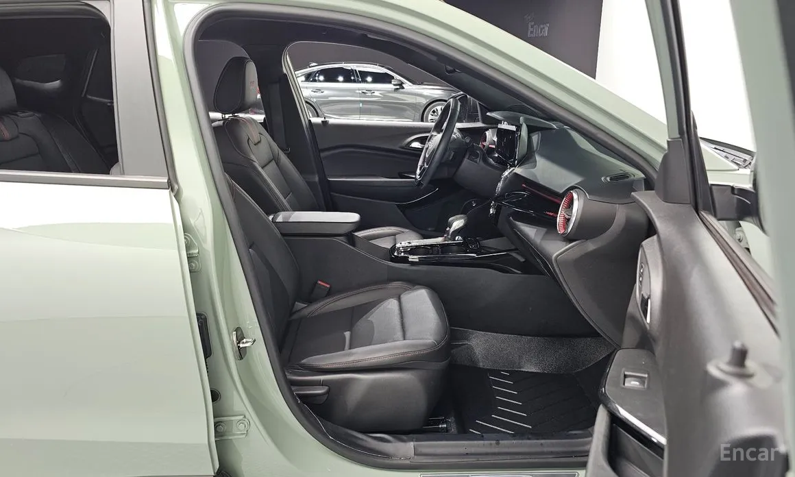 Фото 12 - Chevrolet Trax