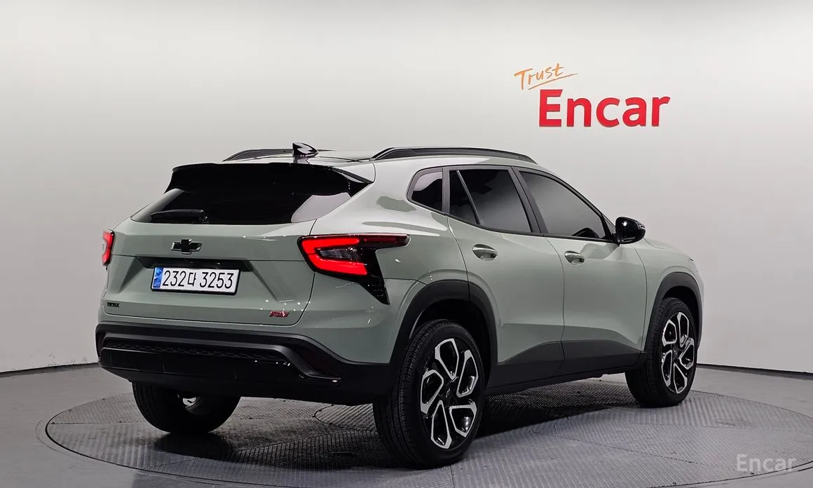 Фото 2 - Chevrolet Trax