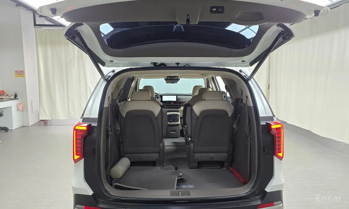 Фото 20 - Kia Carnival