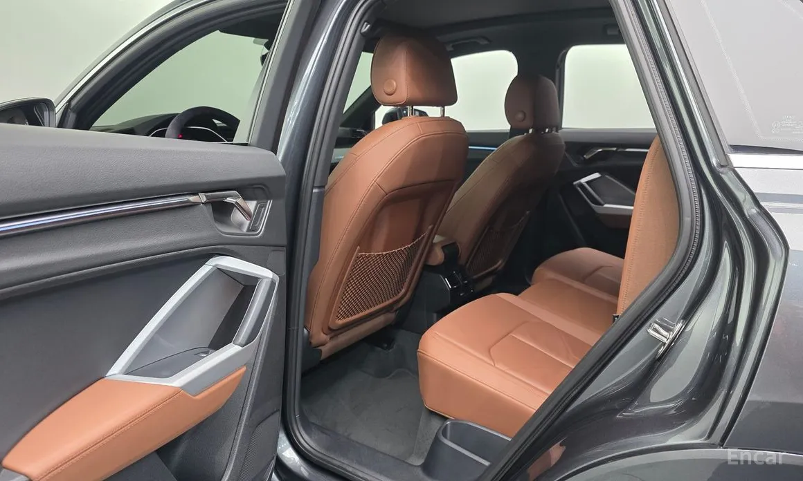 Фото 18 - Audi Q3