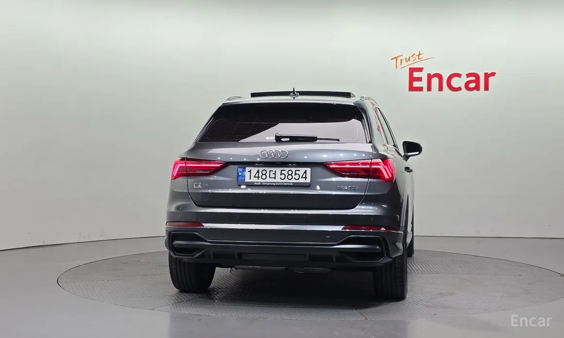 Фото 4 - Audi Q3