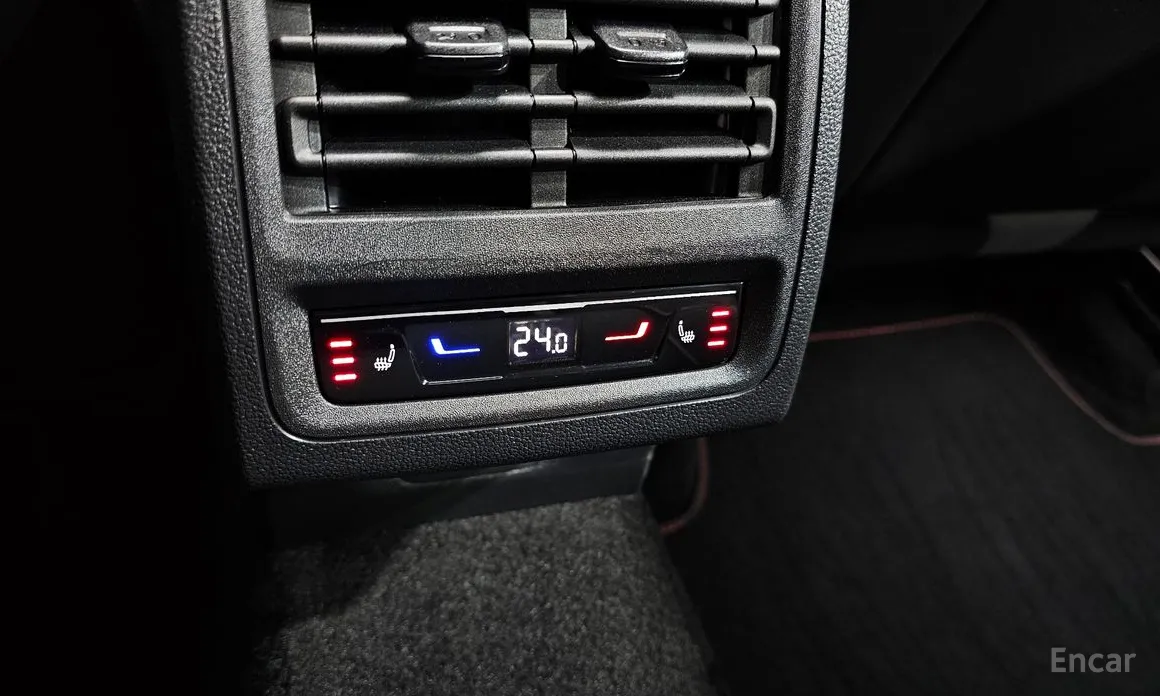 Фото 17 - Volkswagen Golf