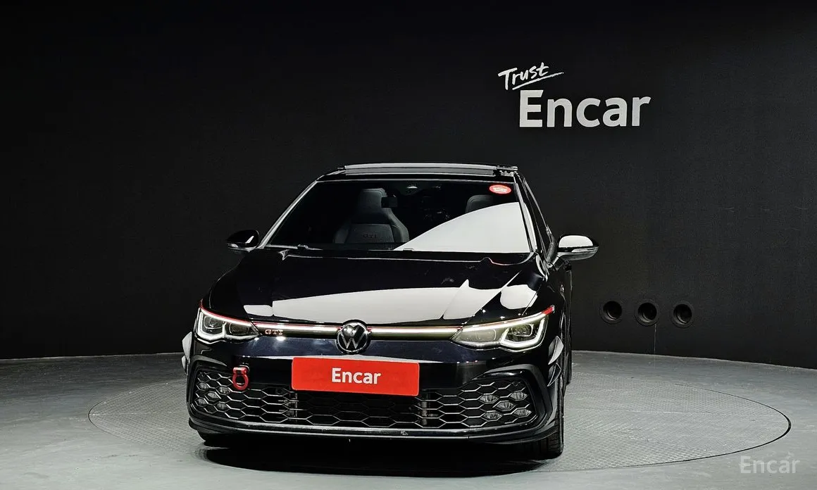 Фото 3 - Volkswagen Golf