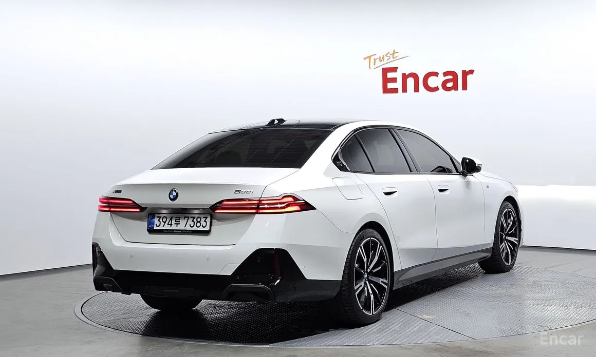 Фото 2 - BMW 5 Series