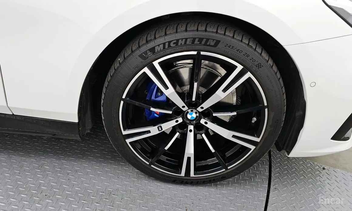 Фото 5 - BMW 5 Series