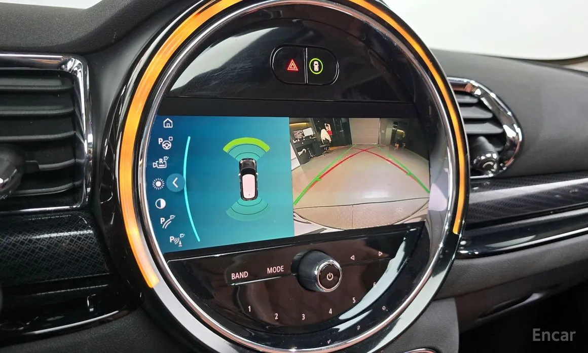 Фото 15 - Mini Clubman