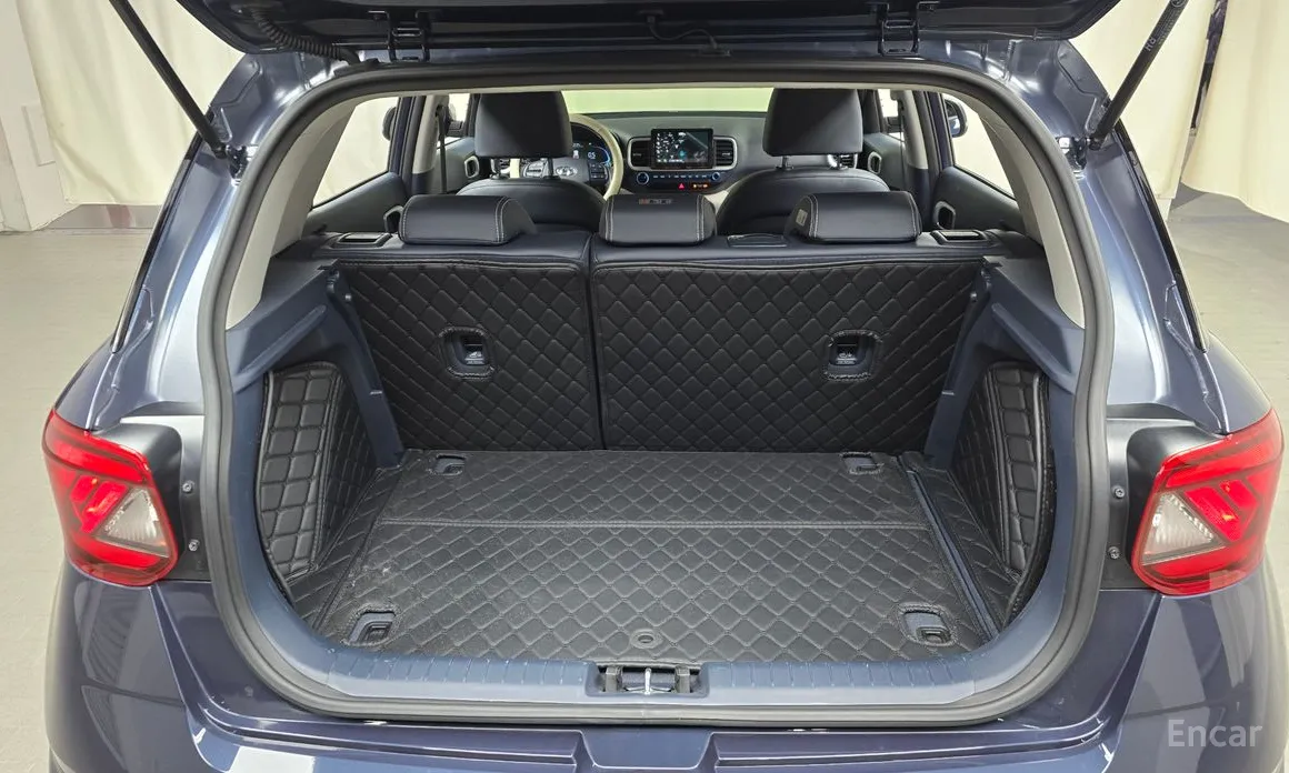 Фото 20 - Hyundai Venue