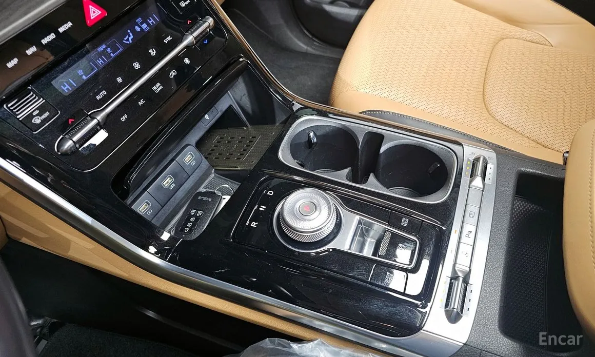 Фото 9 - Kia Carnival