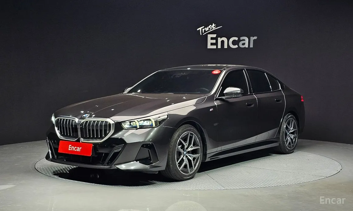 Фото 1 - BMW 5 Series