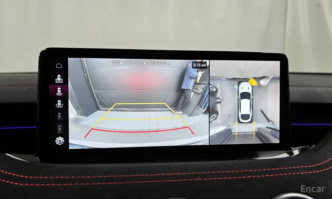 Фото 15 - Kia Stinger