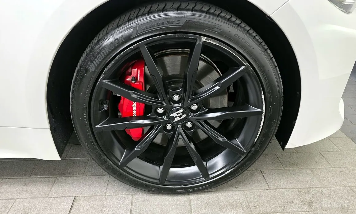 Фото 5 - Kia Stinger