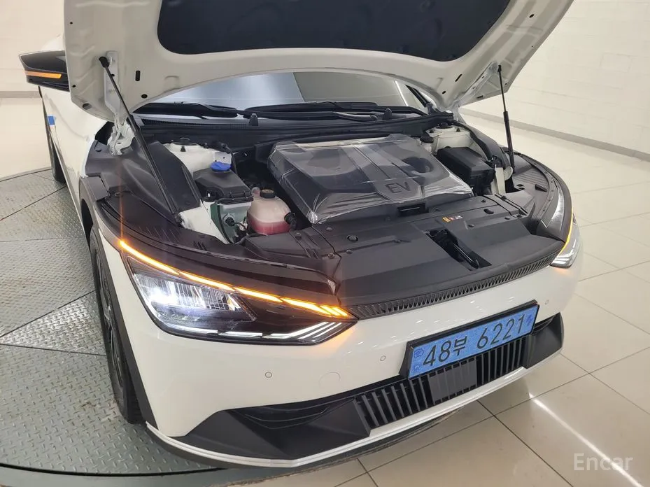 Фото 6 - Kia EV6