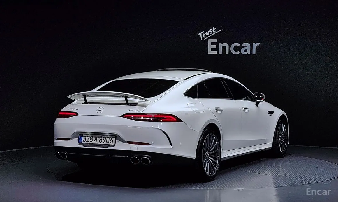 Фото 2 - Mercedes-Benz AMG GT