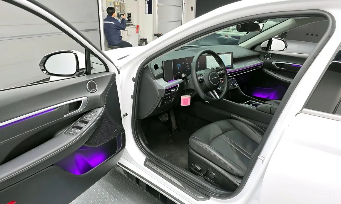 Фото 10 - Hyundai Sonata