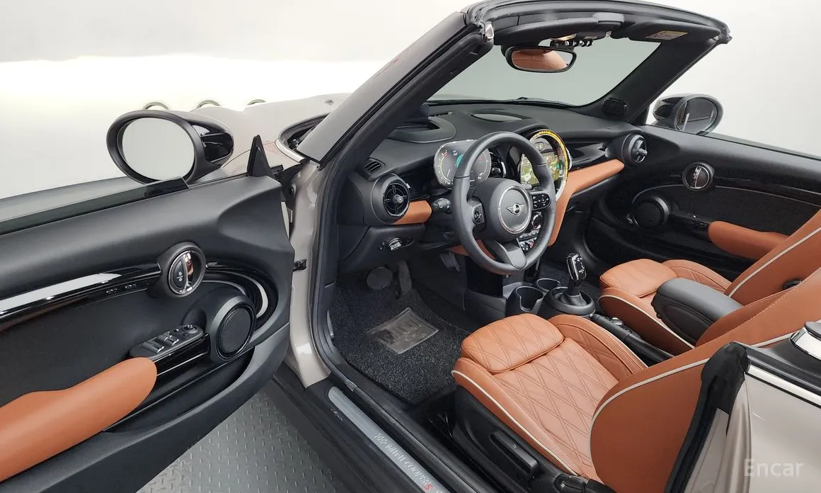 Фото 10 - Mini Cooper Convertible