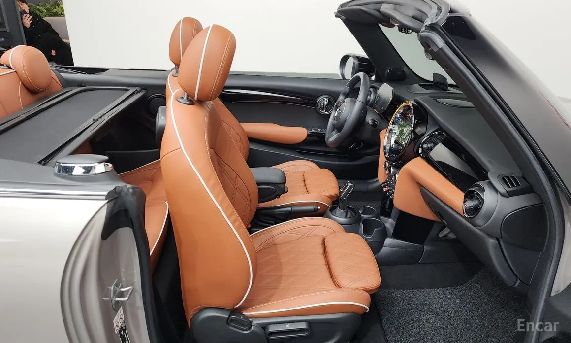 Фото 11 - Mini Cooper Convertible