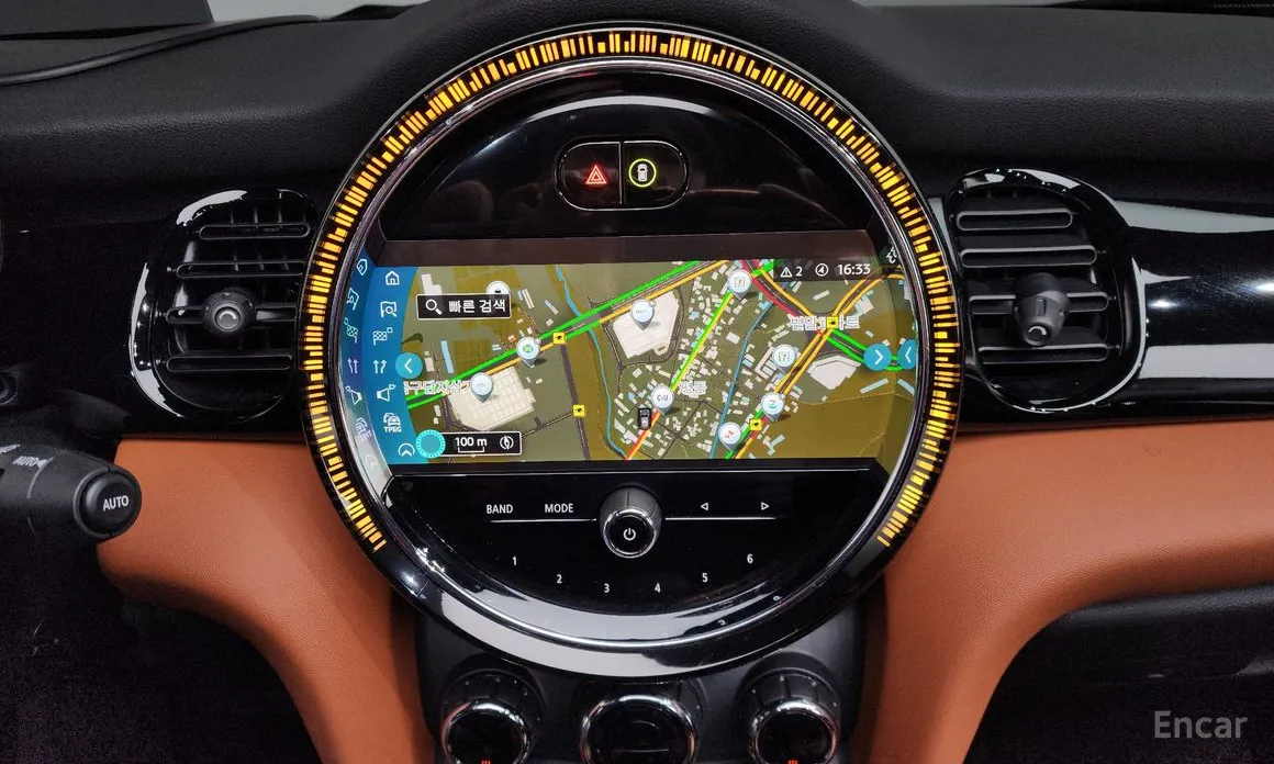 Фото 15 - Mini Cooper Convertible