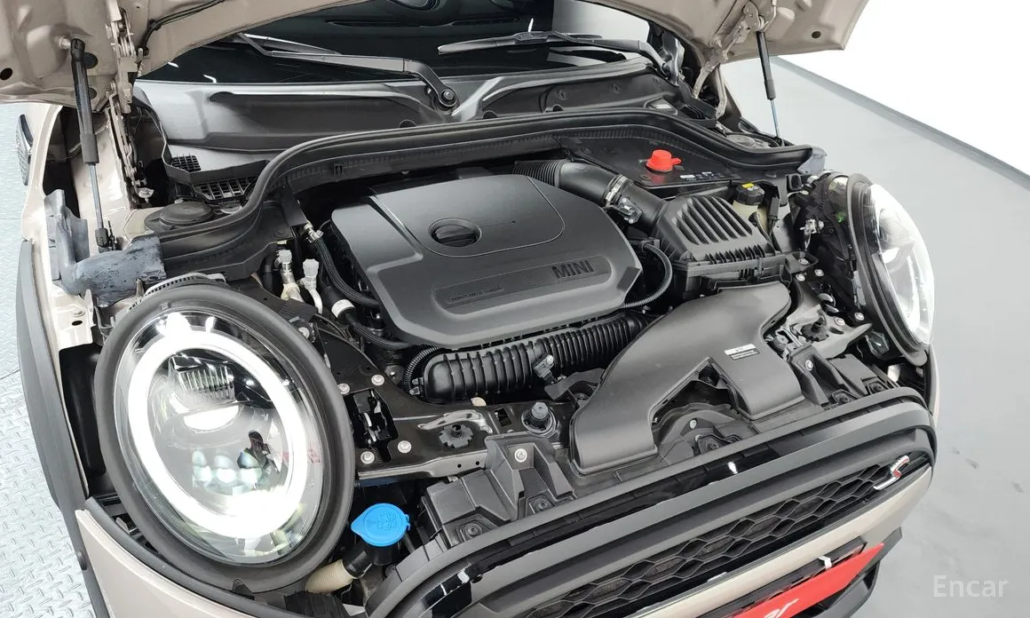 Фото 6 - Mini Cooper Convertible