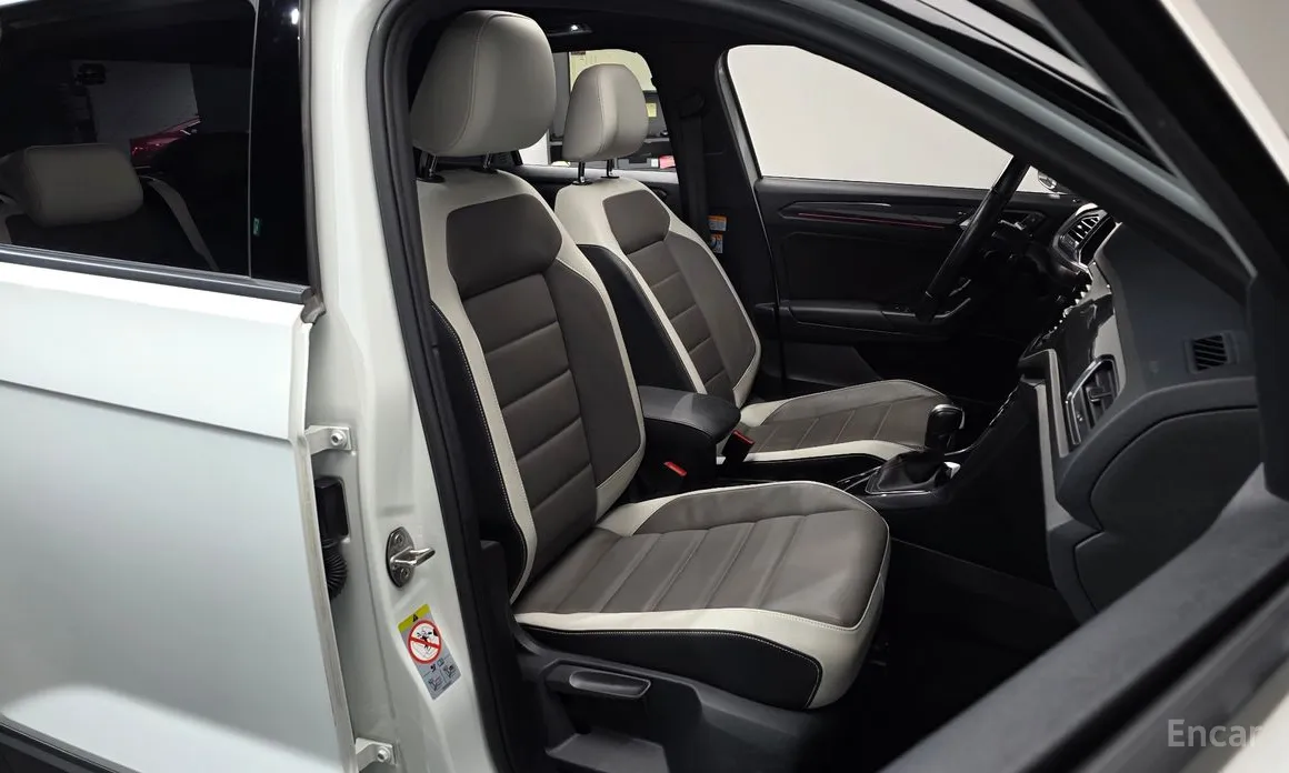 Фото 10 - Volkswagen T-Roc