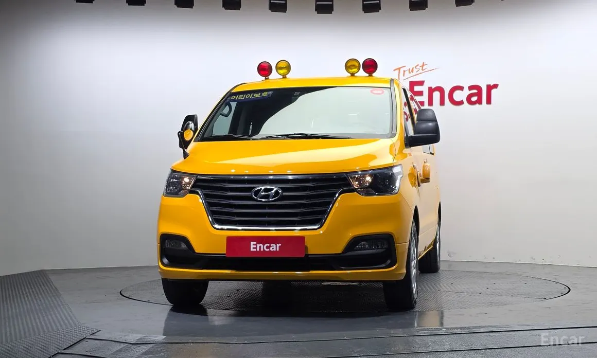 Фото 3 - Hyundai Starex