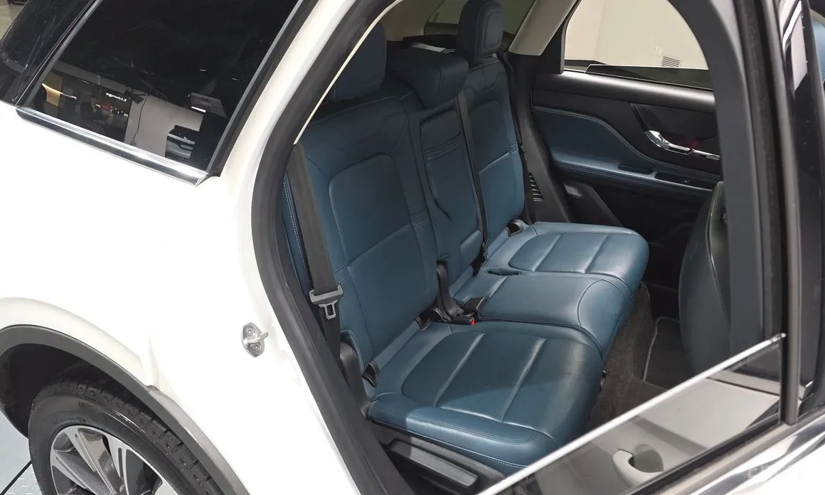 Фото 11 - Lincoln Corsair