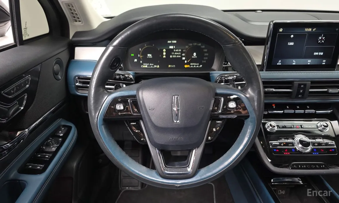 Фото 14 - Lincoln Corsair