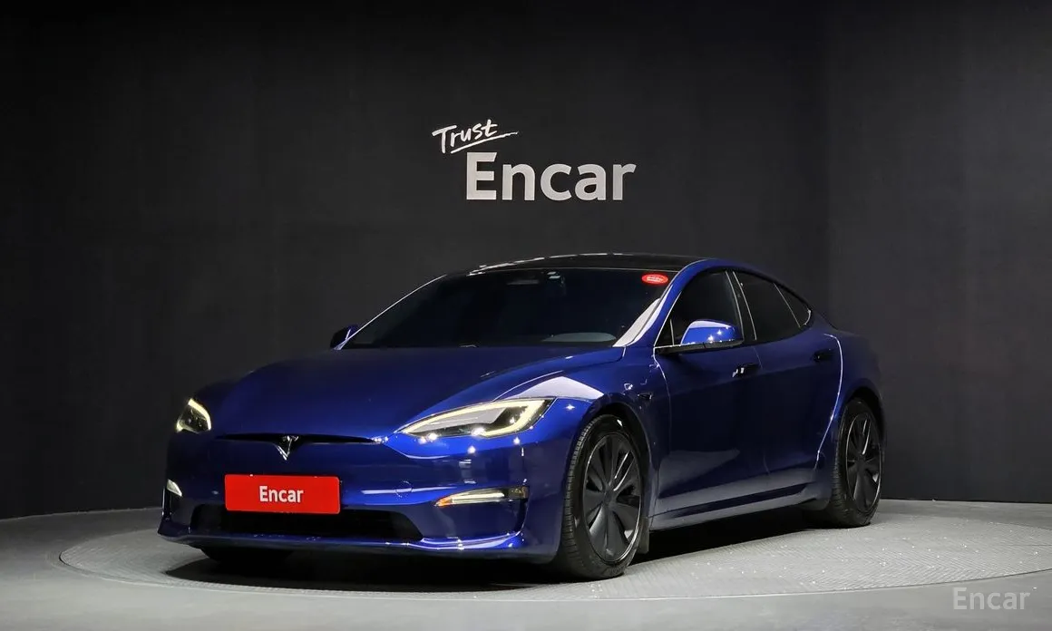 Фото 1 - Tesla Model S