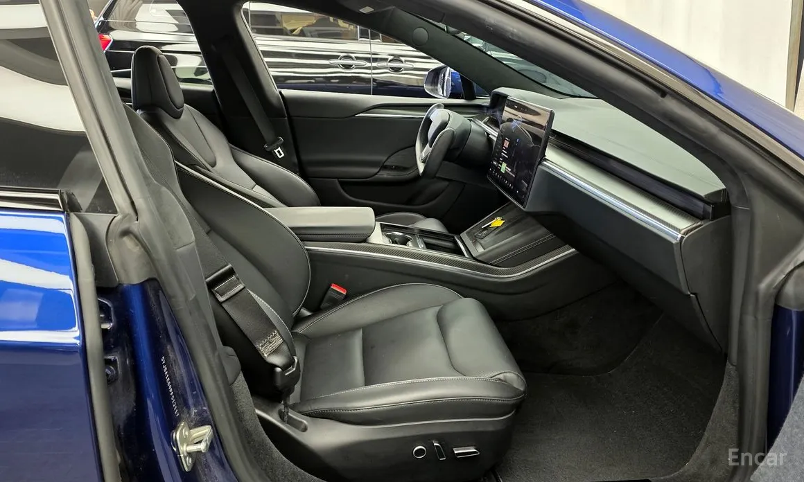 Фото 11 - Tesla Model S