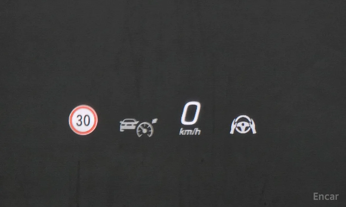 Фото 17 - Mercedes-Benz E-Class