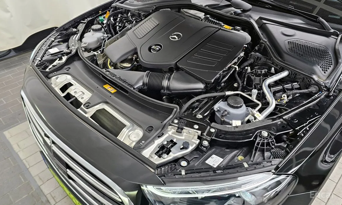 Фото 6 - Mercedes-Benz E-Class