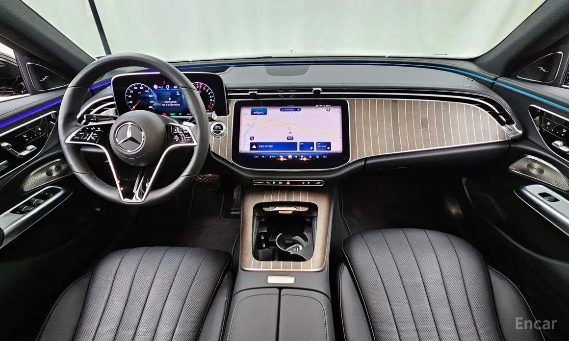 Фото 7 - Mercedes-Benz E-Class