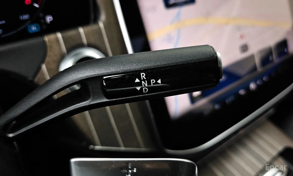 Фото 9 - Mercedes-Benz E-Class