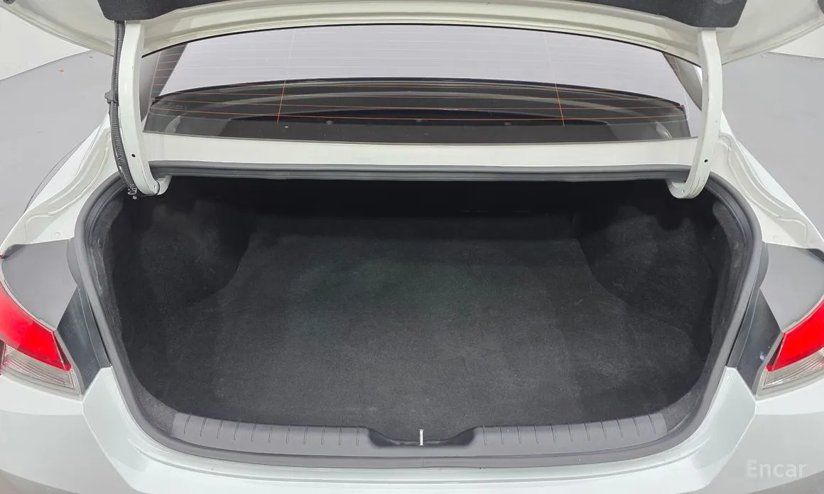 Фото 20 - Hyundai Avante