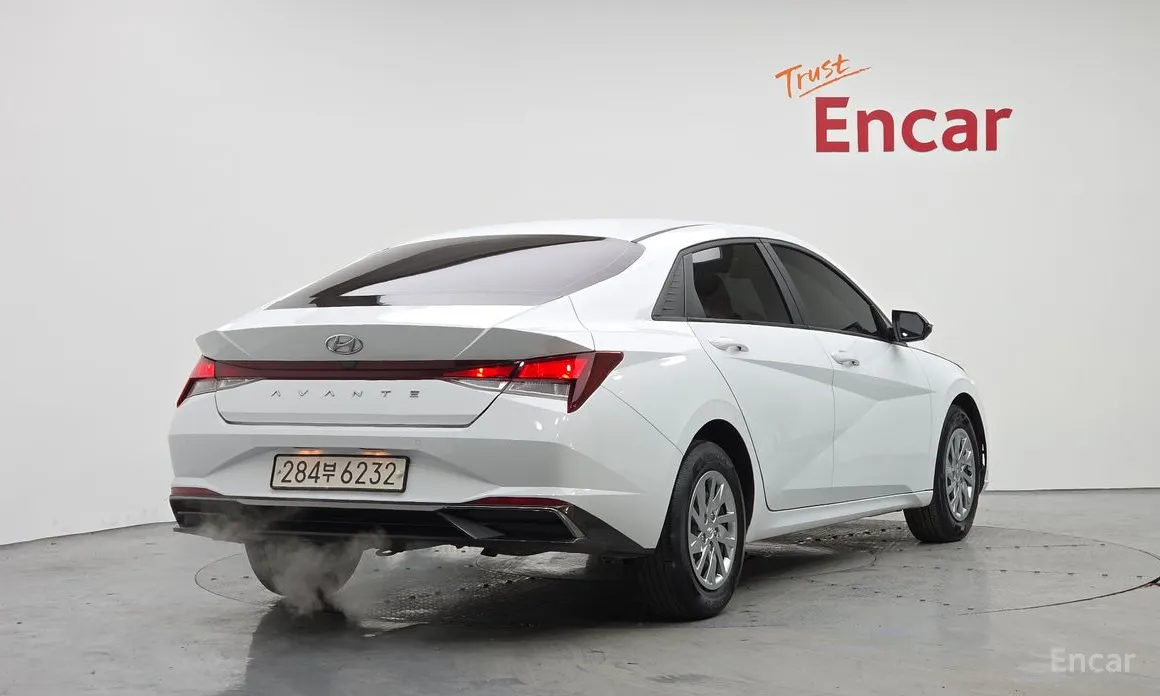 Фото 4 - Hyundai Avante