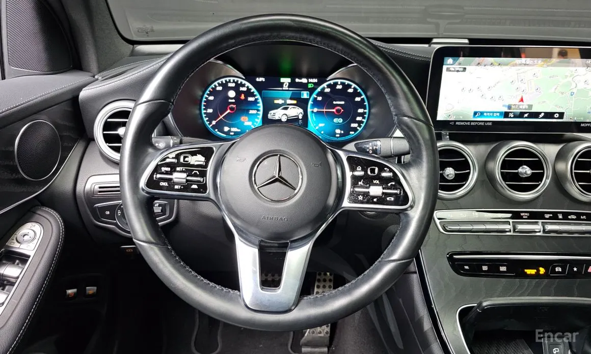 Фото 13 - Mercedes-Benz GLC-Class