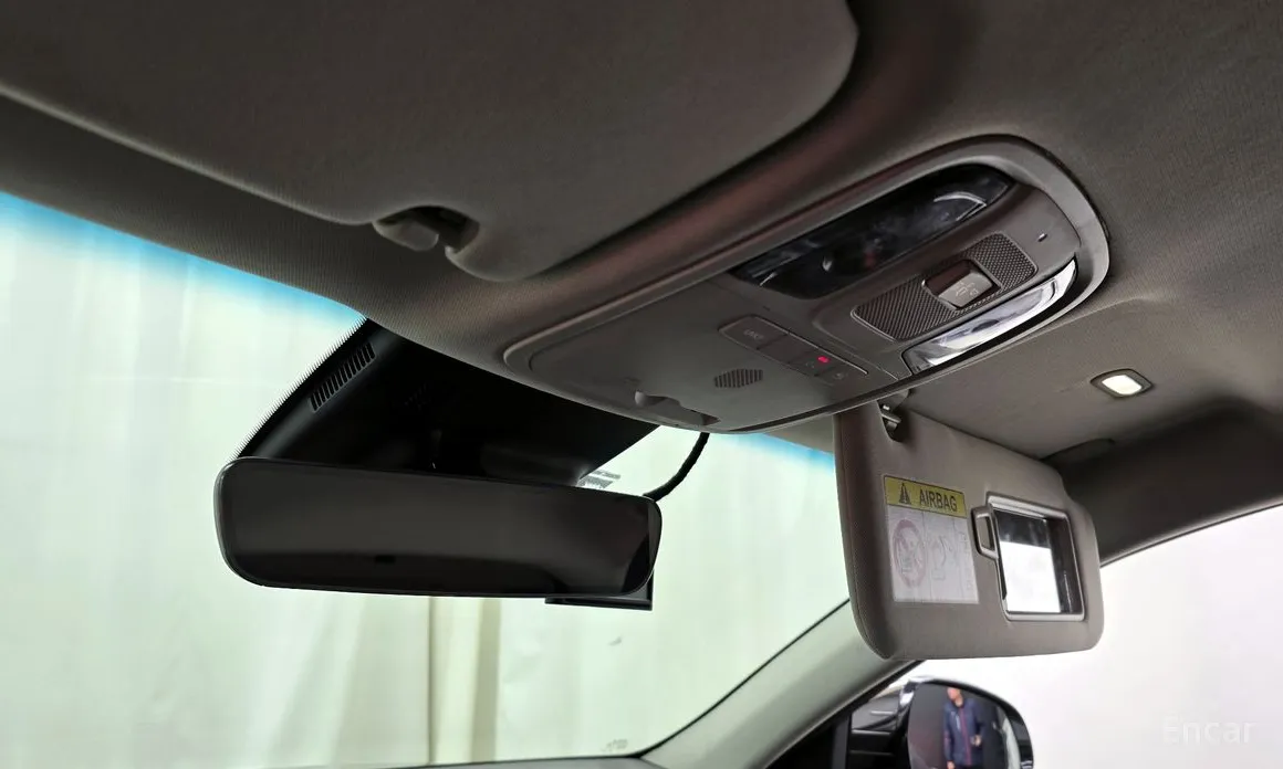 Фото 14 - Kia Stinger