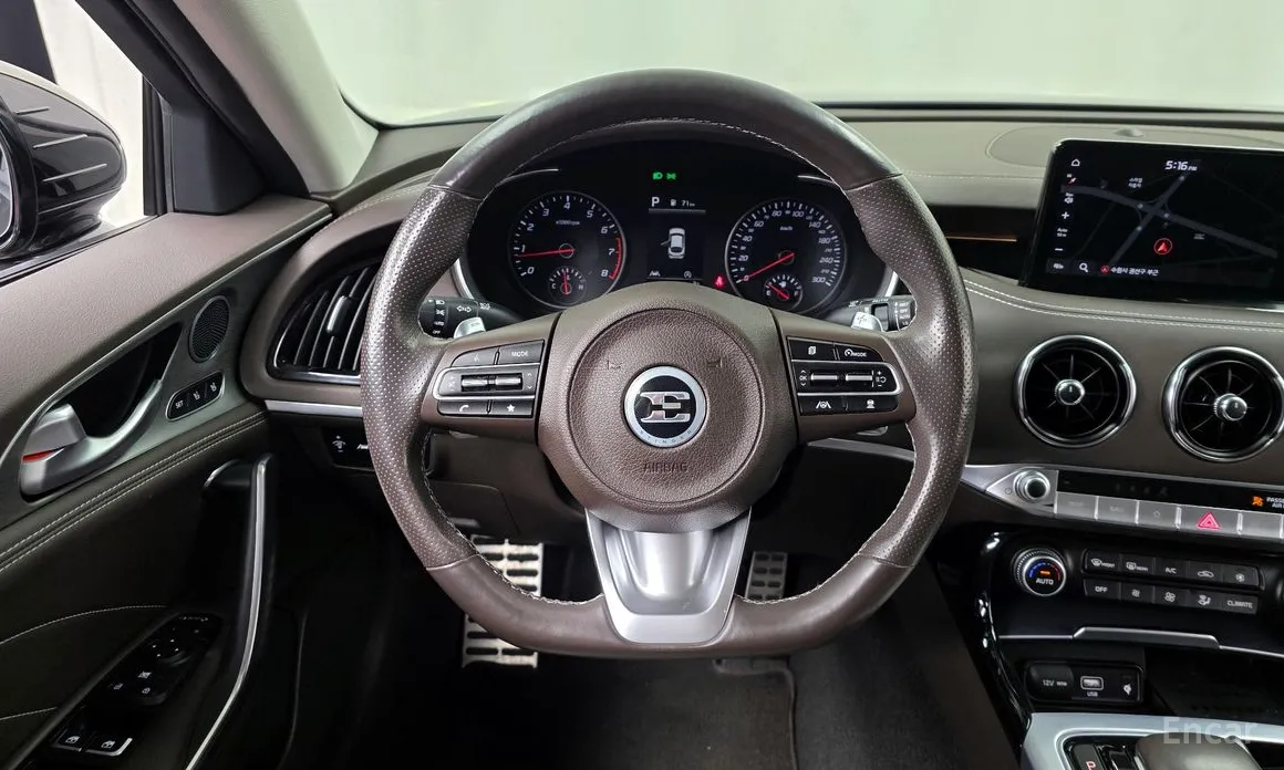 Фото 9 - Kia Stinger