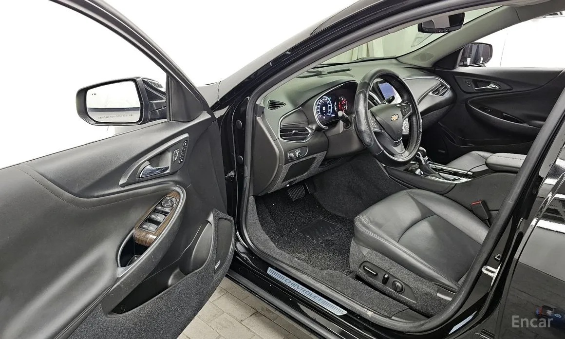 Фото 10 - Chevrolet Malibu