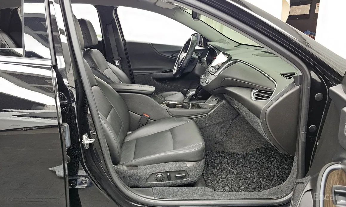 Фото 11 - Chevrolet Malibu