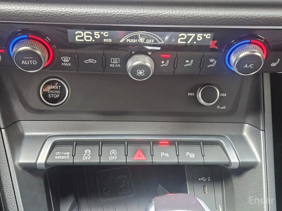 Фото 12 - Audi Q3