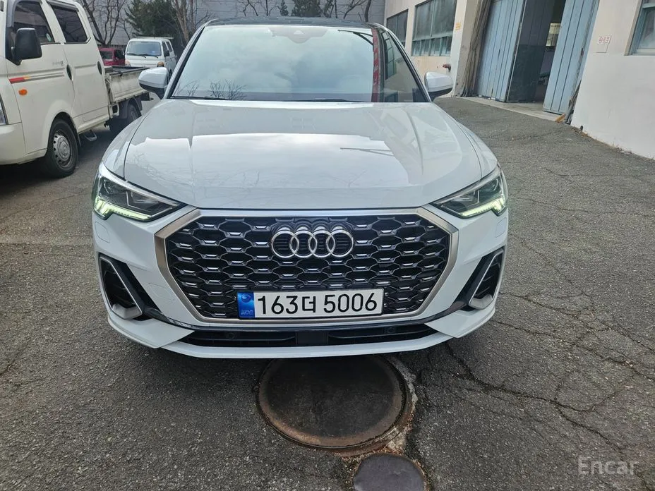 Фото 2 - Audi Q3