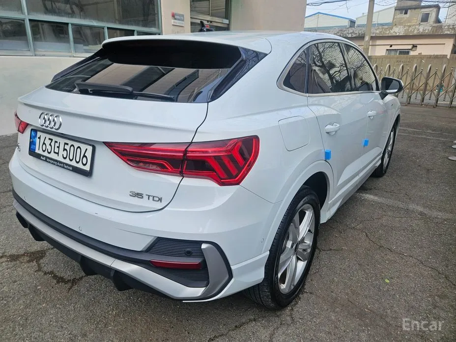 Фото 4 - Audi Q3
