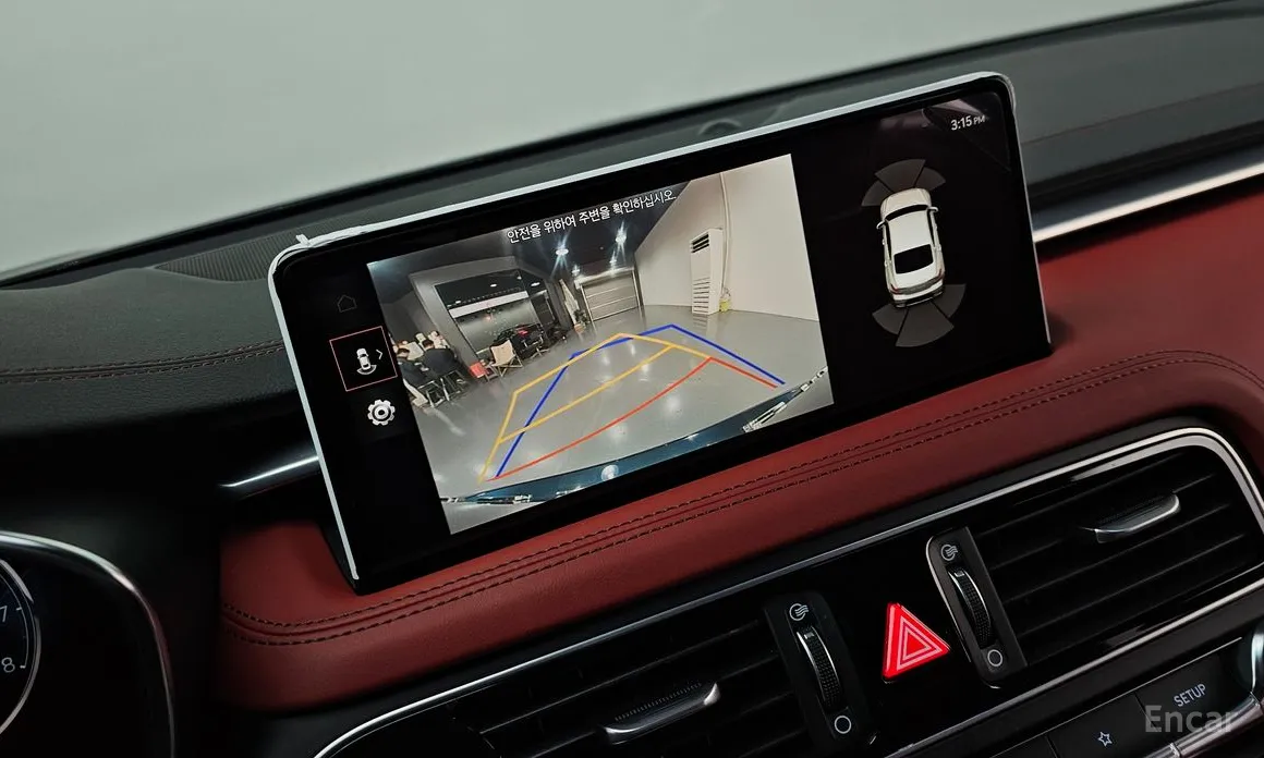 Photo 15 - Genesis G70