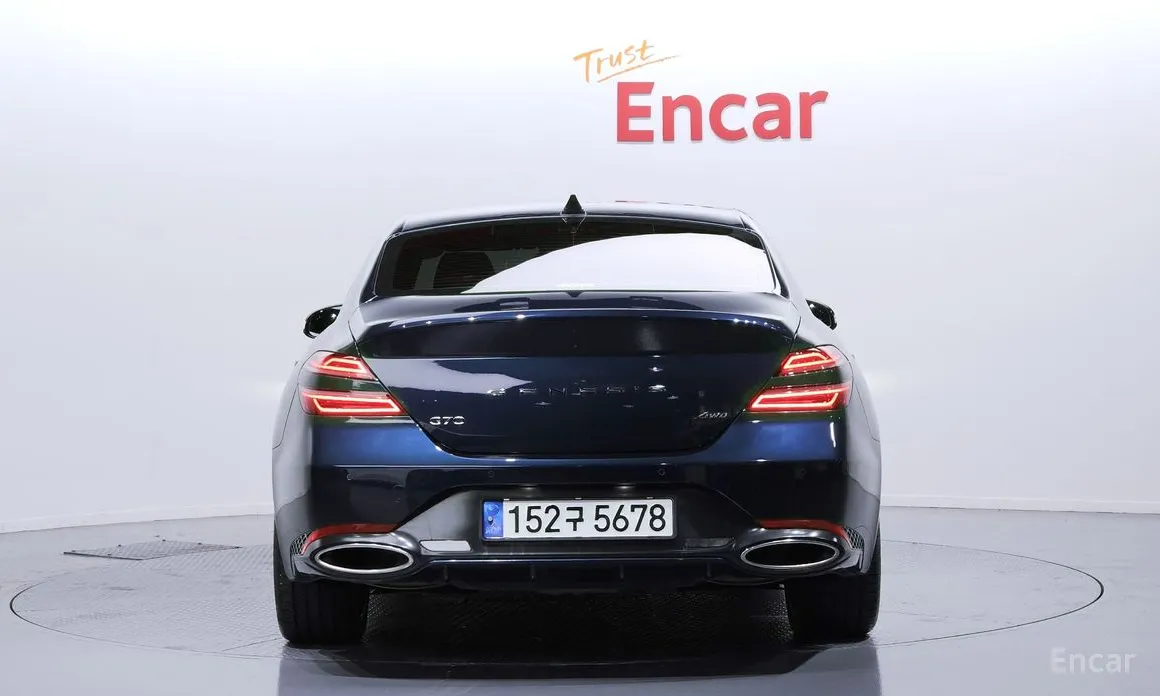 Photo 4 - Genesis G70
