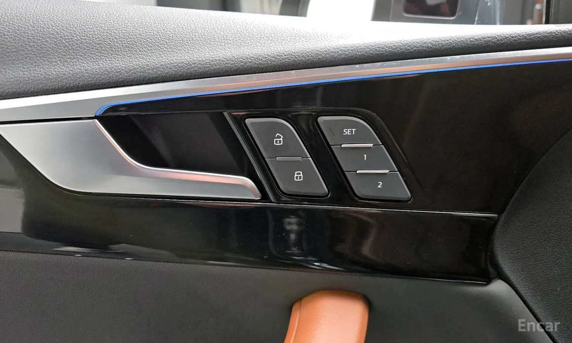 Фото 18 - Audi A4