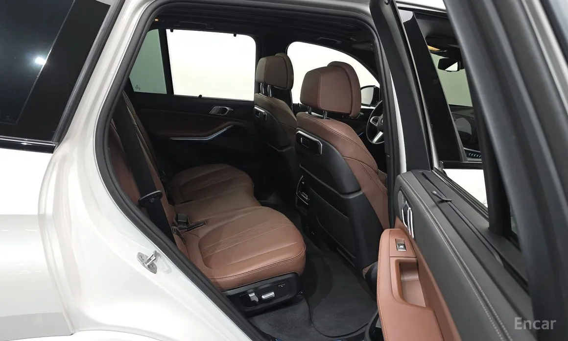 Фото 12 - BMW X5