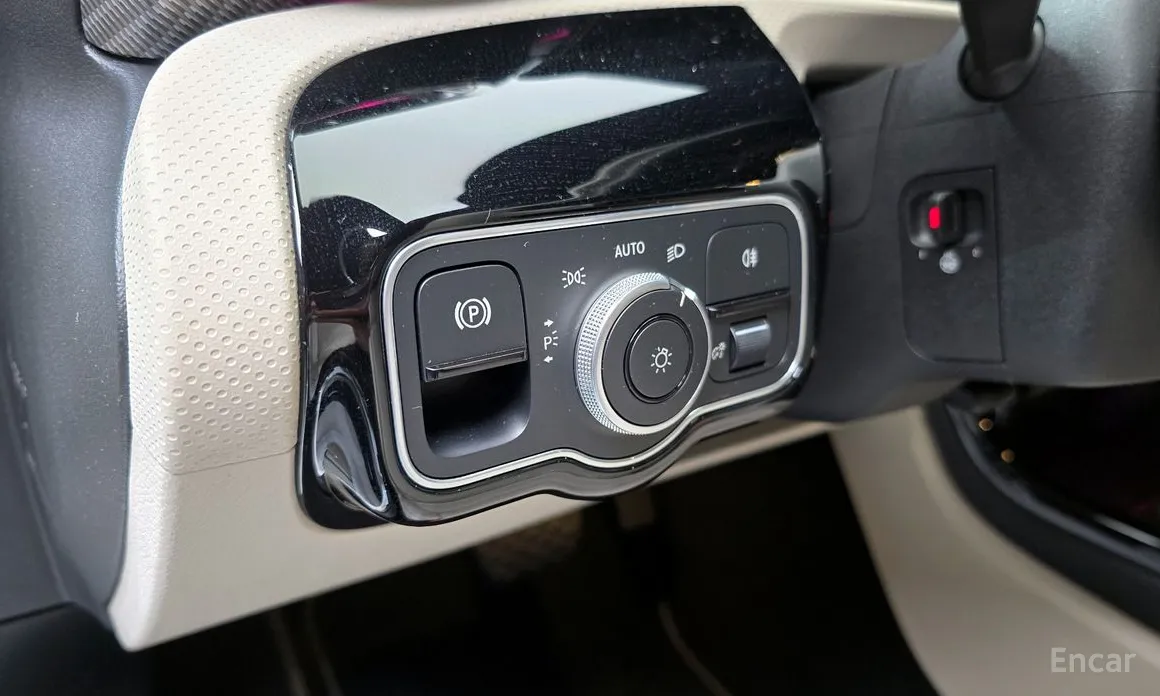 Фото 17 - Mercedes-Benz A-Class