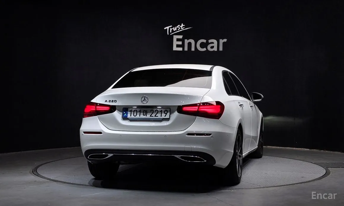 Фото 4 - Mercedes-Benz A-Class