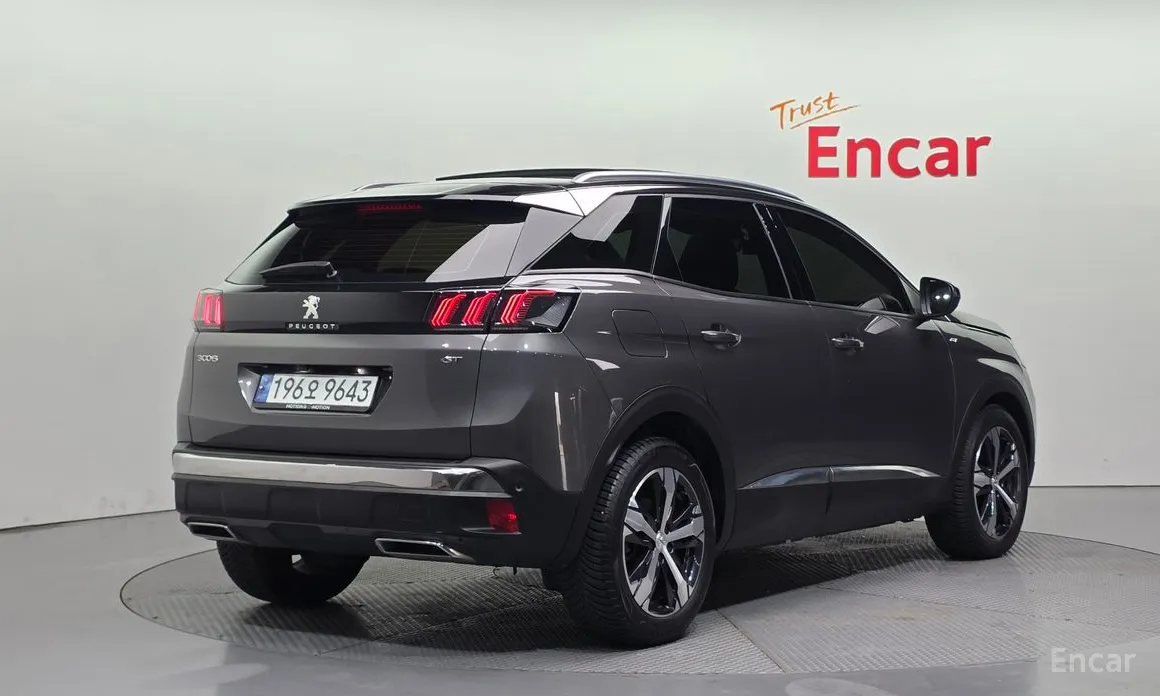 Фото 2 - Peugeot 3008